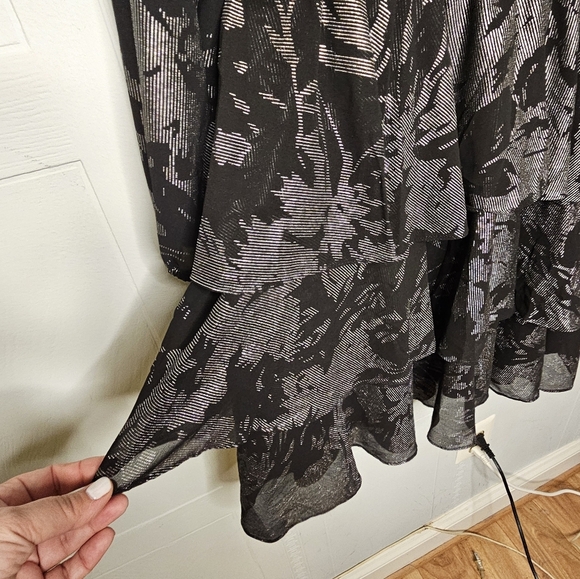 Lane Bryant Graphic Floral Black GrayKnee Length Tiered Dress Sz 14/16 NWT - Picture 5 of 15